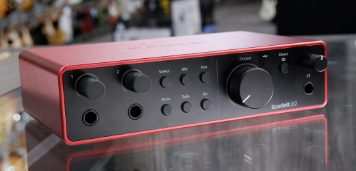 Focusrite - SCARLETT2I2MK4